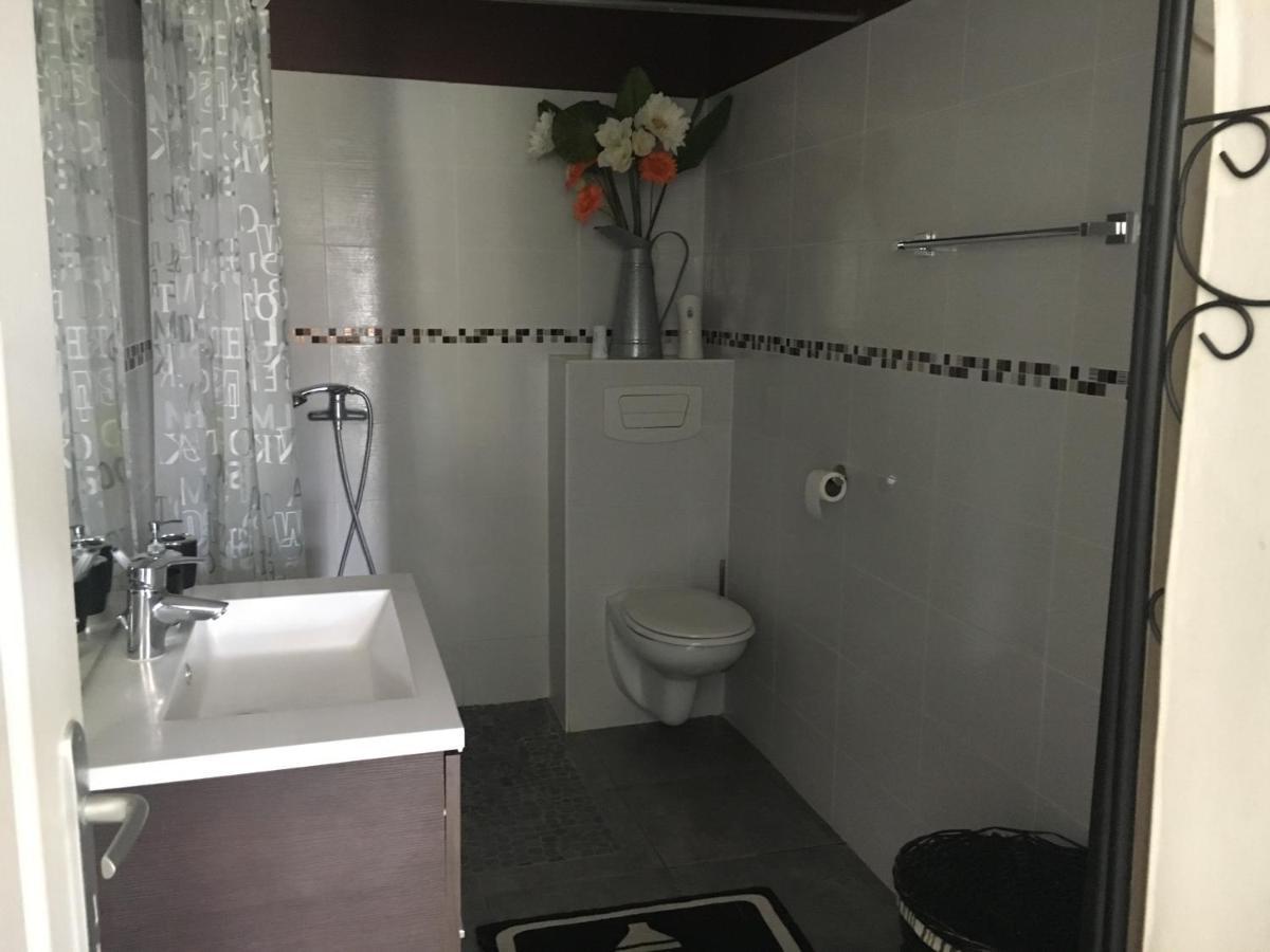 One-Bedroom House,1056555916:JPEG