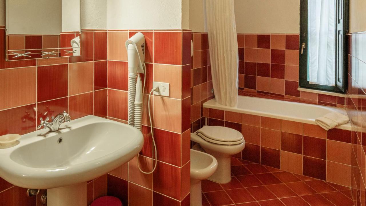 Two-Bedroom Apartment,1168767076:JPEG