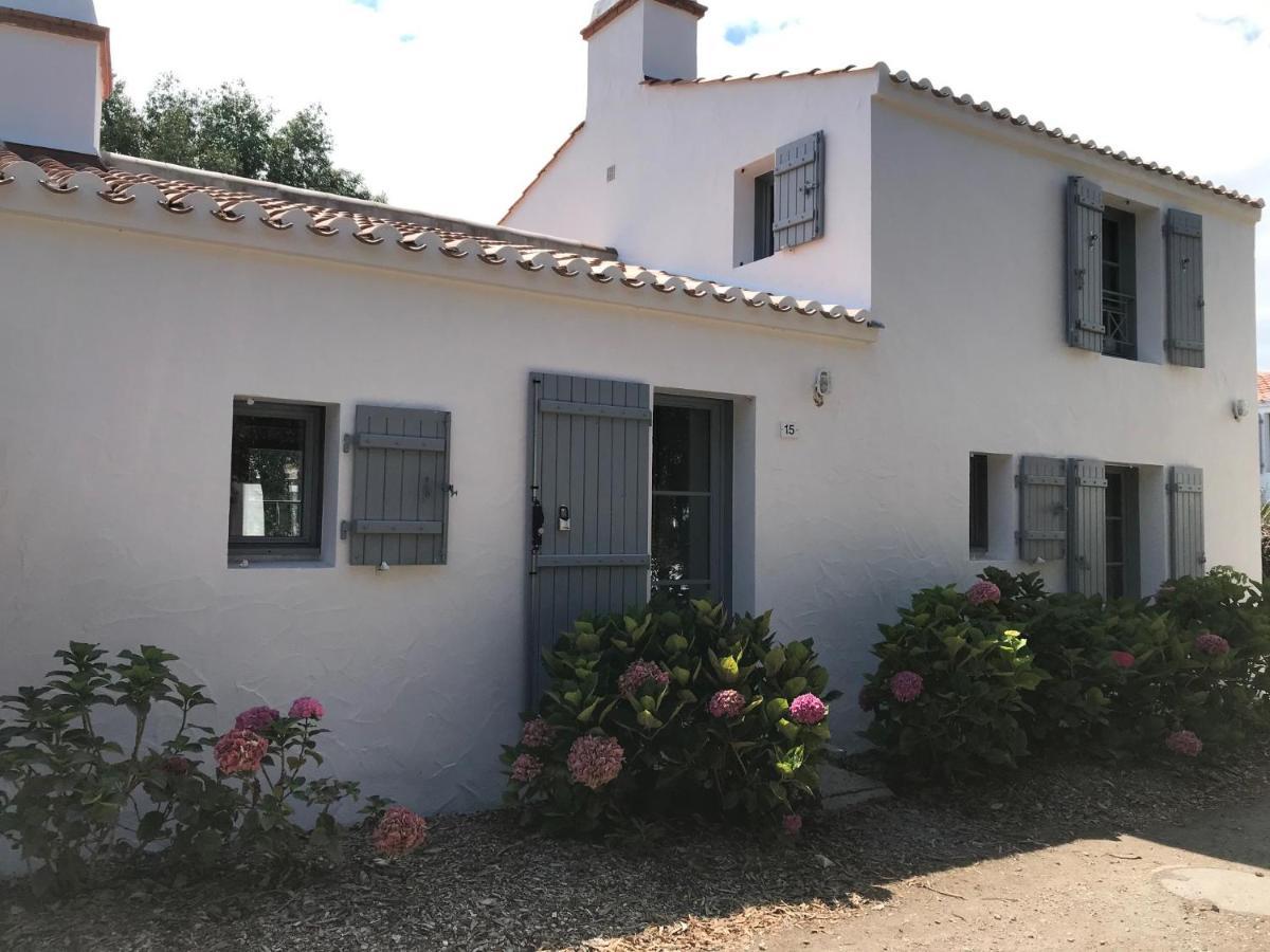 Four-Bedroom House,1194312868:JPEG