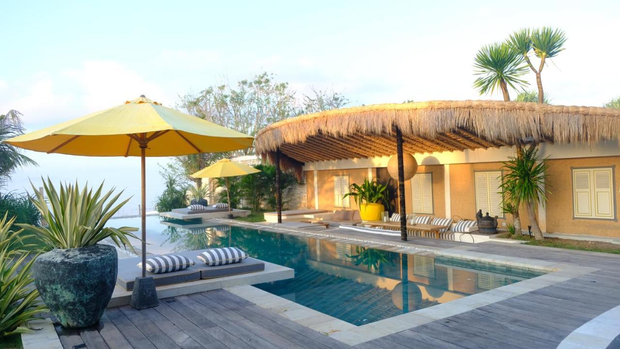 Villa Beach Front