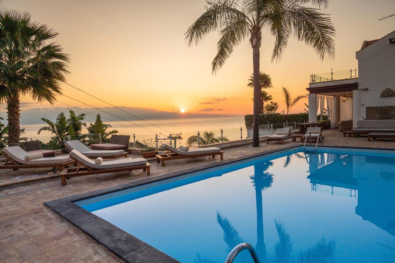 Apartment with Sea View / Private Pool