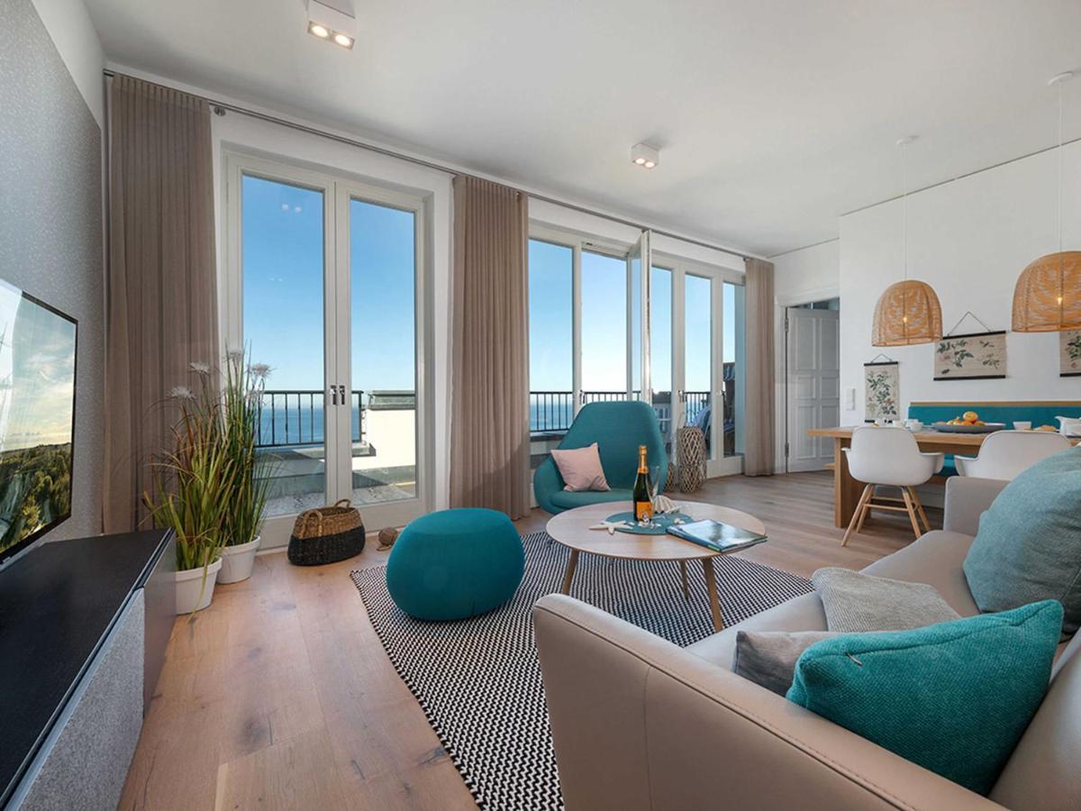 One-Bedroom Apartment Sea View Balcony