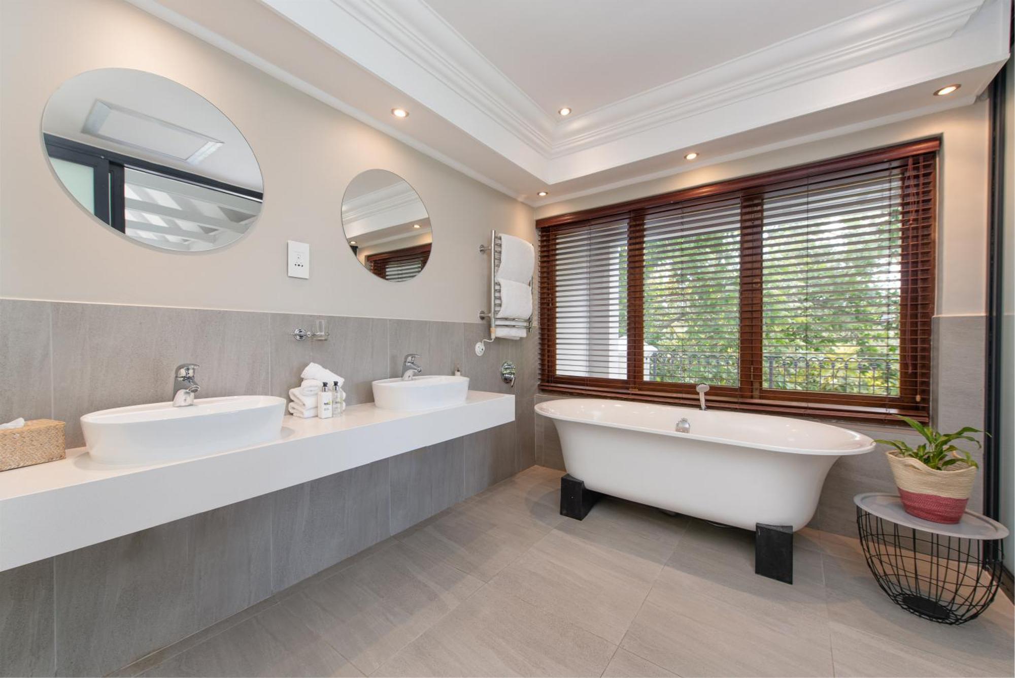 Junior Suite Mountain View