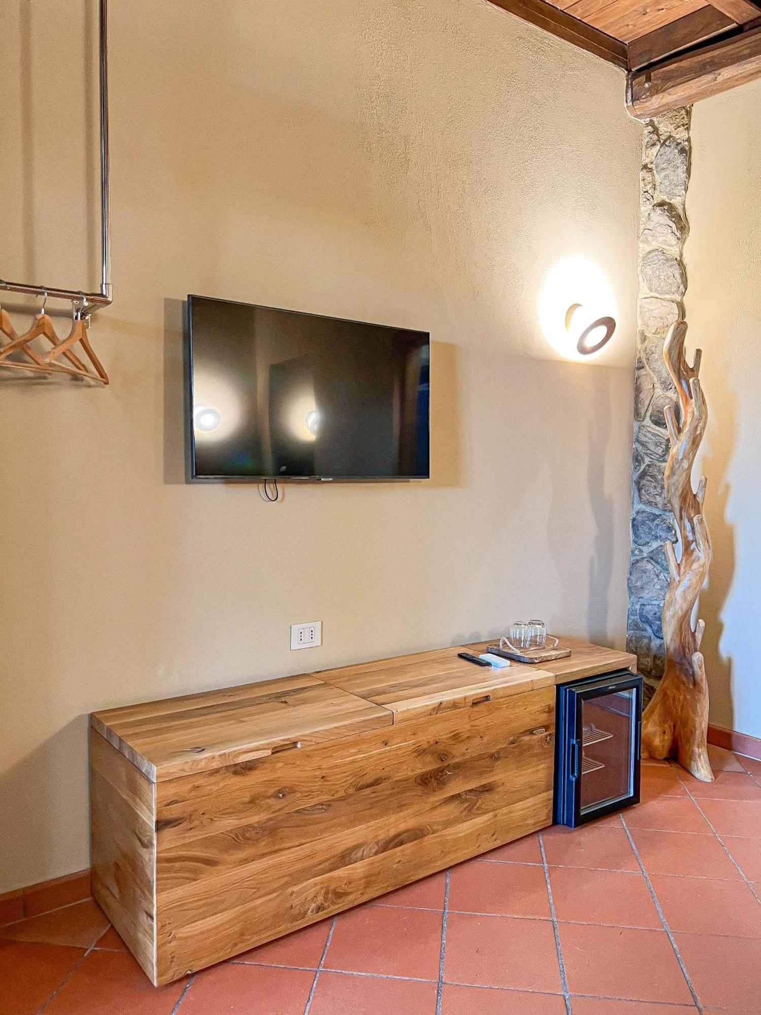 Deluxe Room,1555105972:JPEG