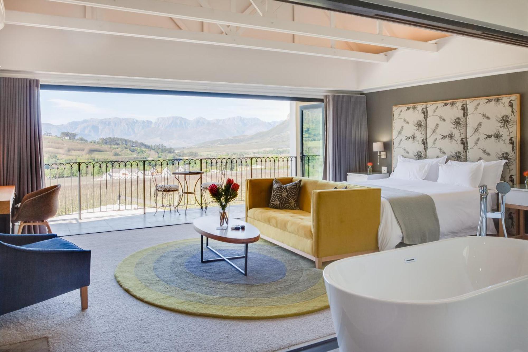 Superior King Suite