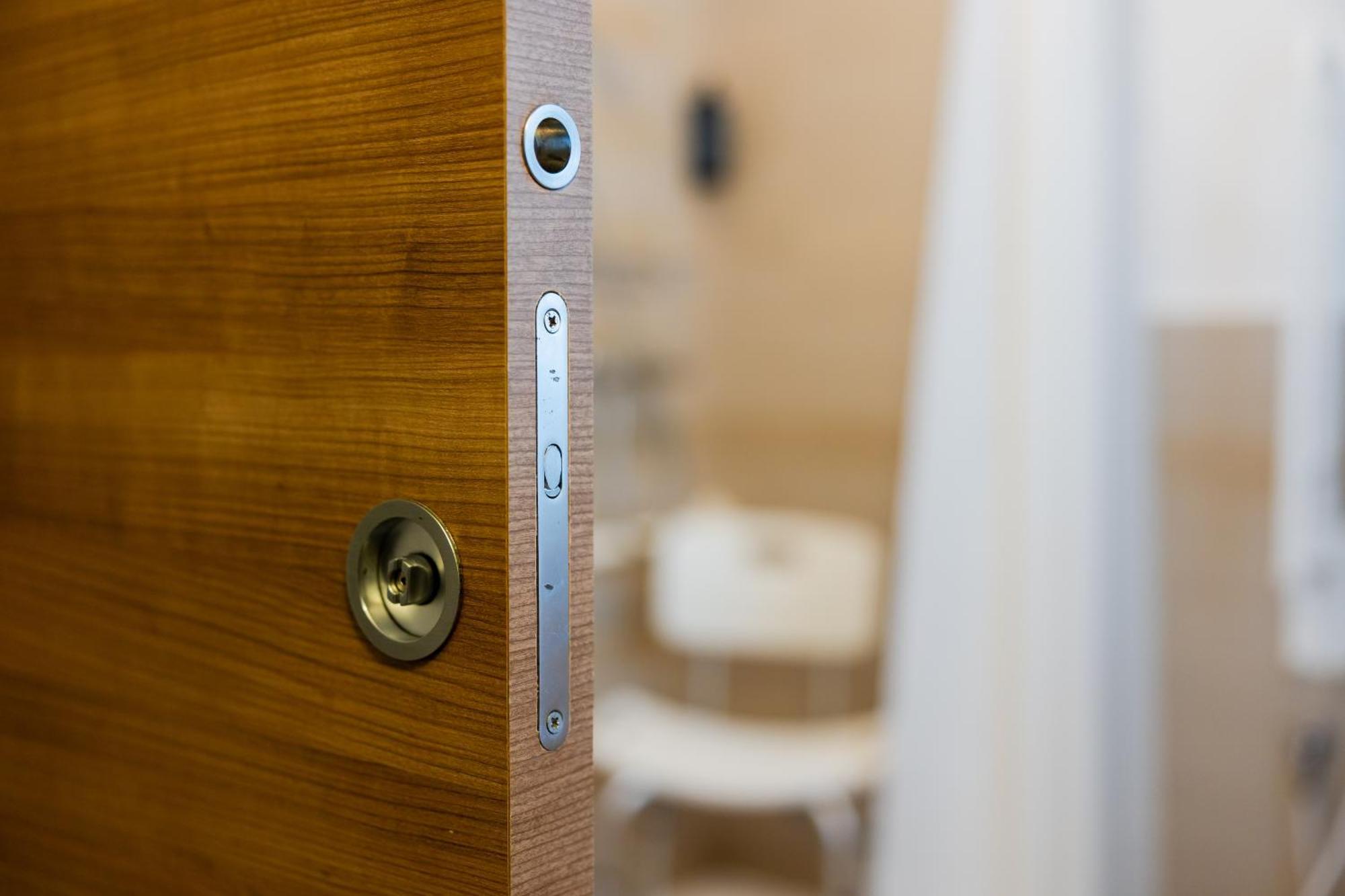 One-Bedroom Apartment Disability Access