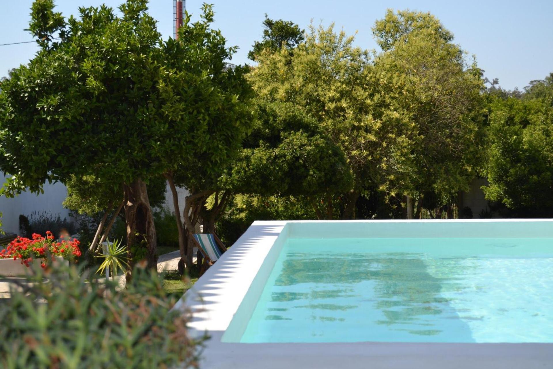 Quarto Duplo com Vista Piscina