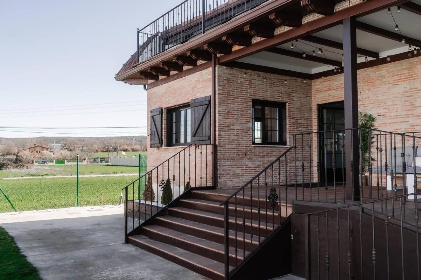 Six-Bedroom House