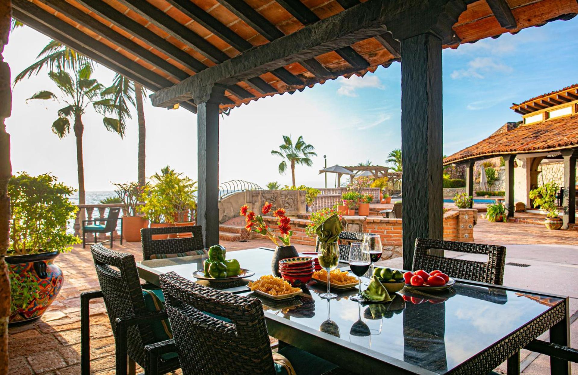 Five-Bedroom Villa Sea View