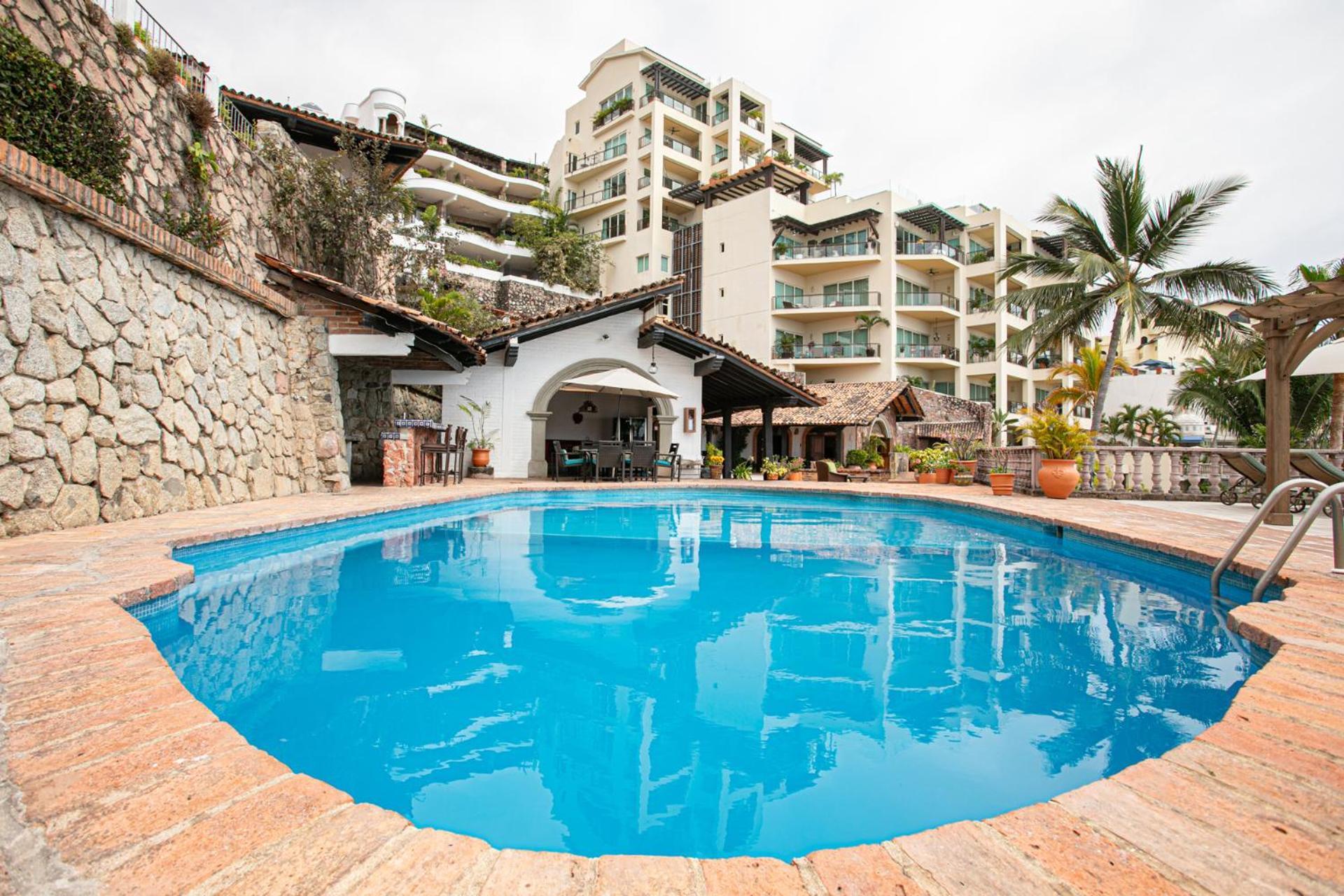 Five-Bedroom Villa Sea View
