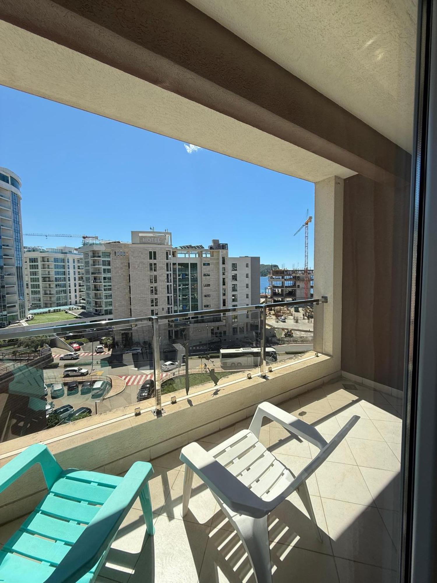 Double Room Pool View