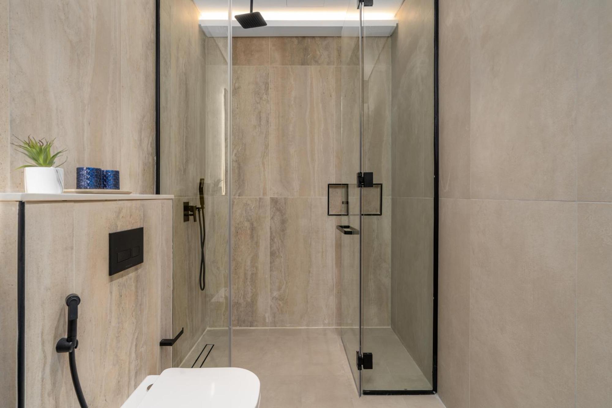 One-Bedroom Standard Apartment,1698579465:JPEG