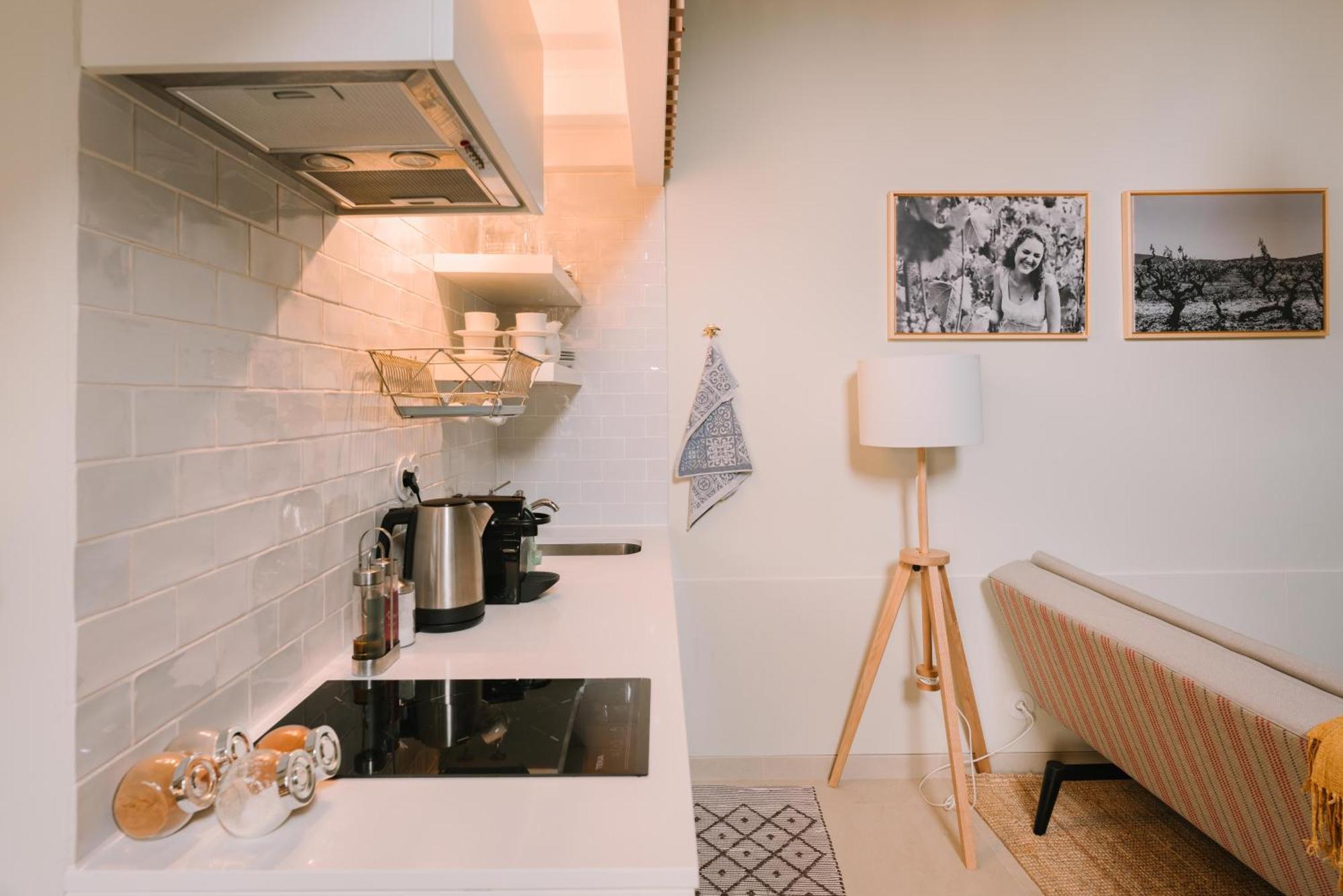 One-Bedroom Deluxe Apartment