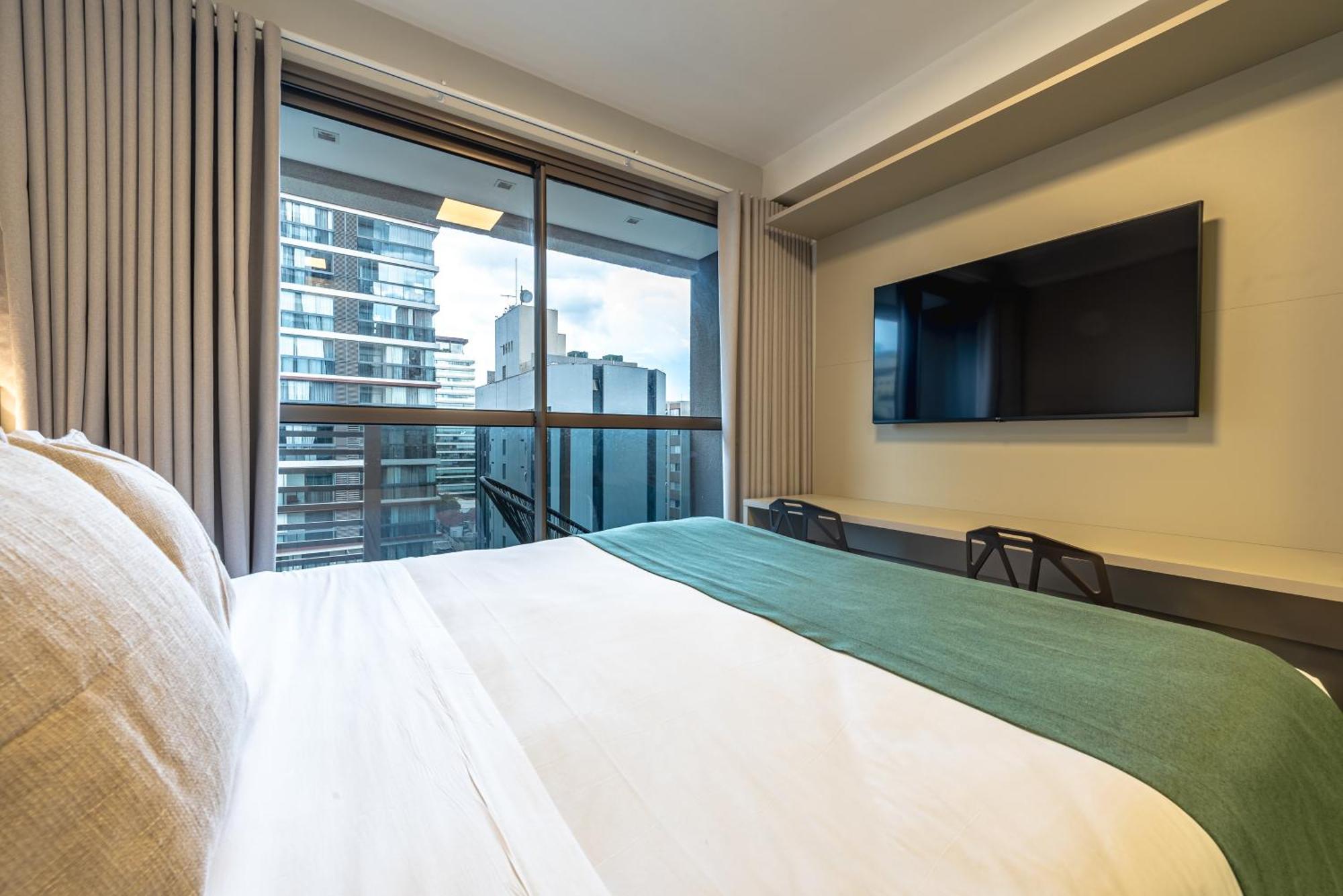 Studio Balcony