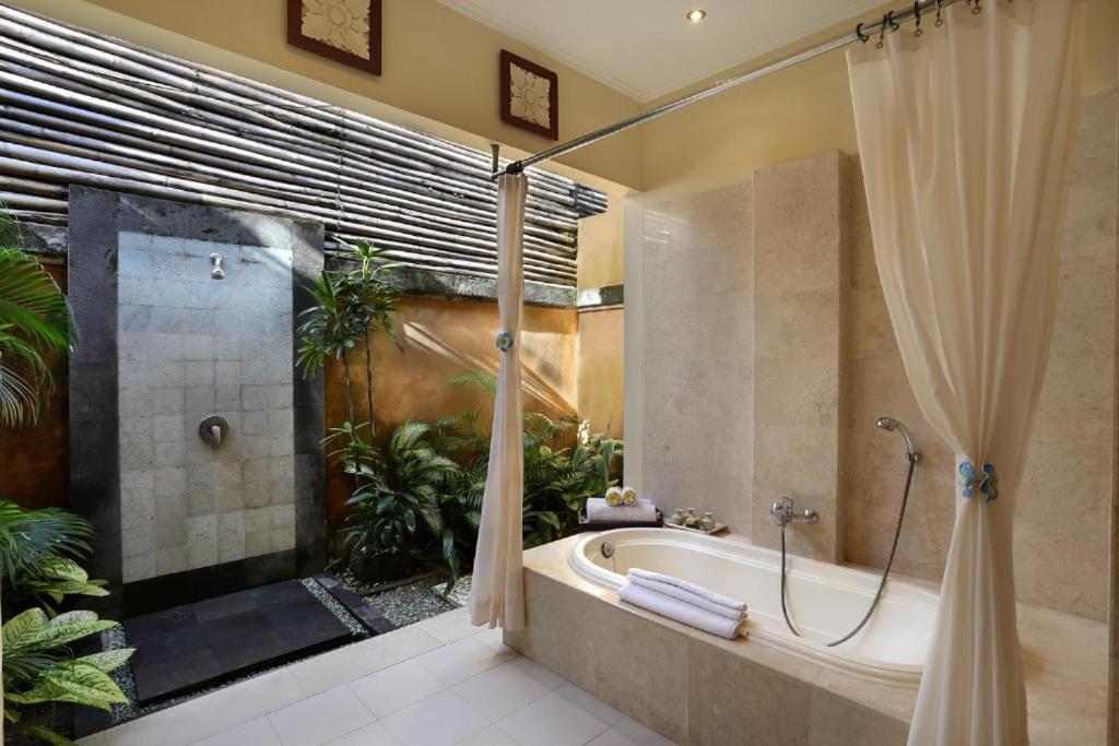 One-Bedroom Pool Villa Airport Transfers