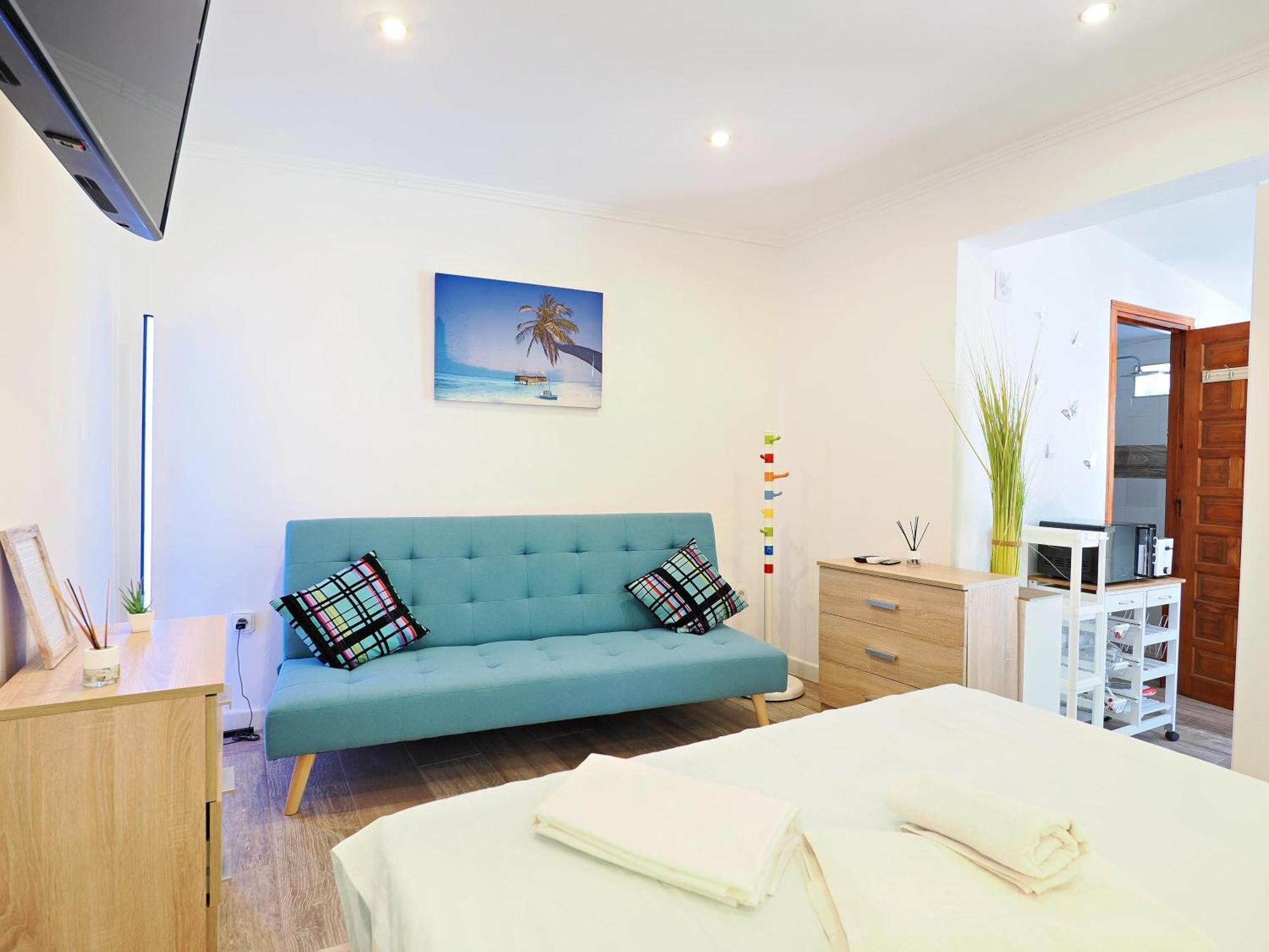 One-Bedroom Apartment