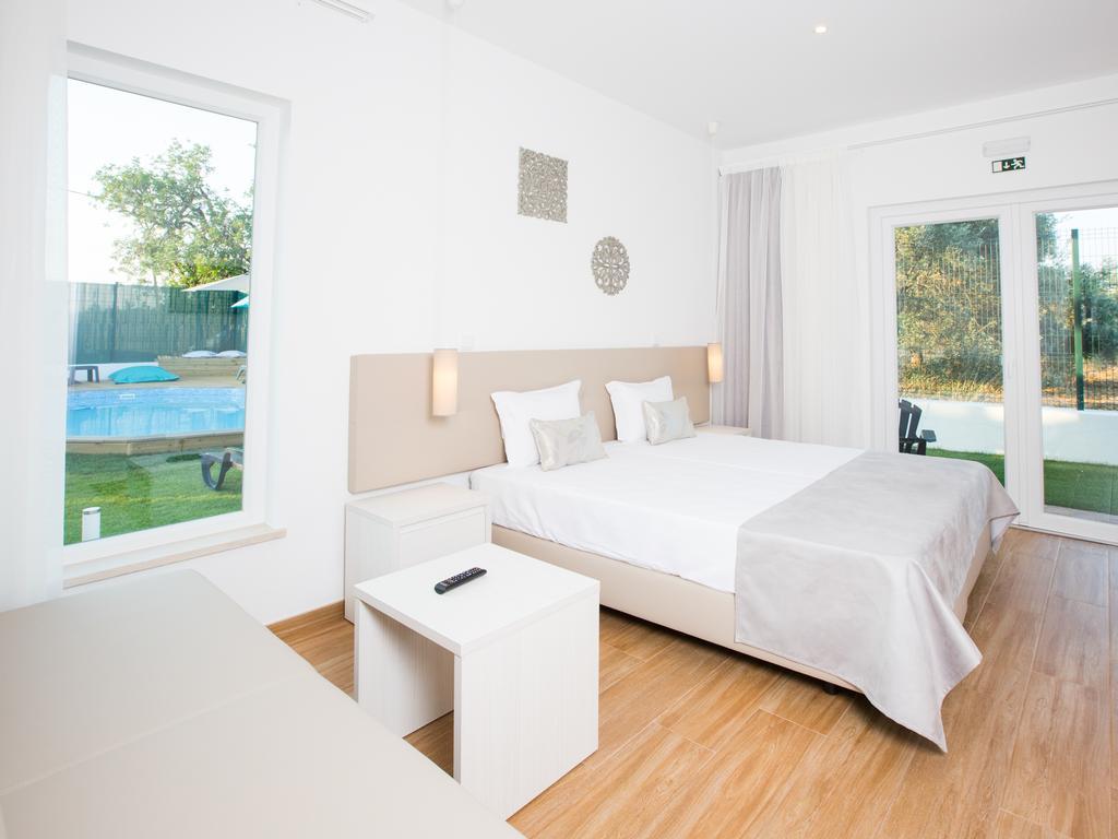 Quarto Twin Standard