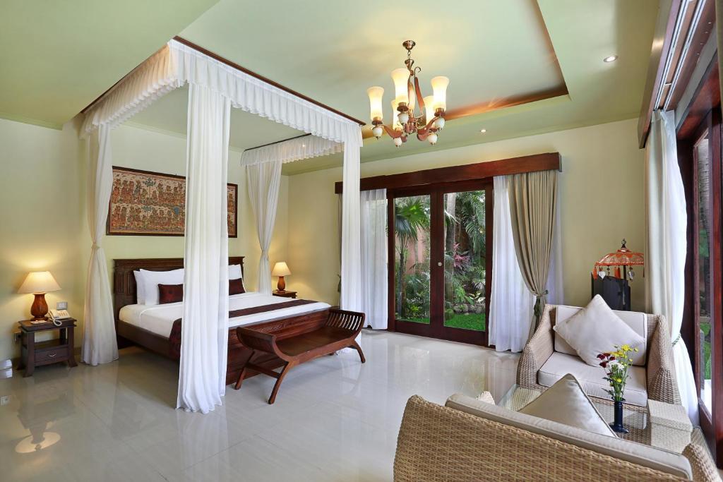Superior One-Bedroom Pool Villa Airport Transfers