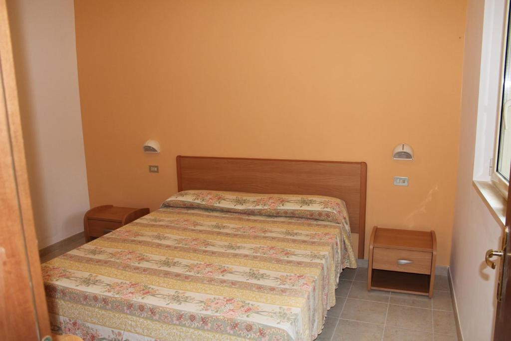 Two-Bedroom Apartment,1128877446:JPEG