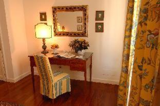 Junior Suite (2 Adults),682203240:JPEG