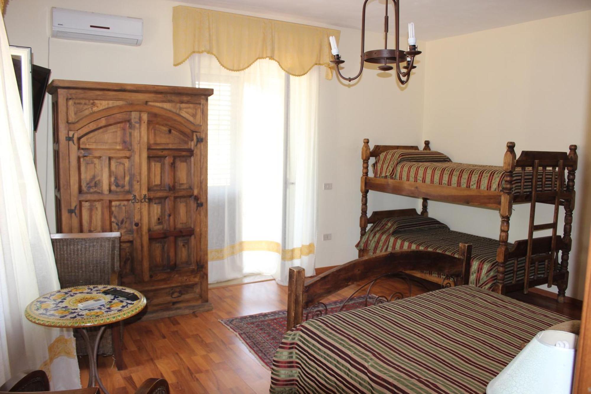 Quadruple Room,996169576:JPEG