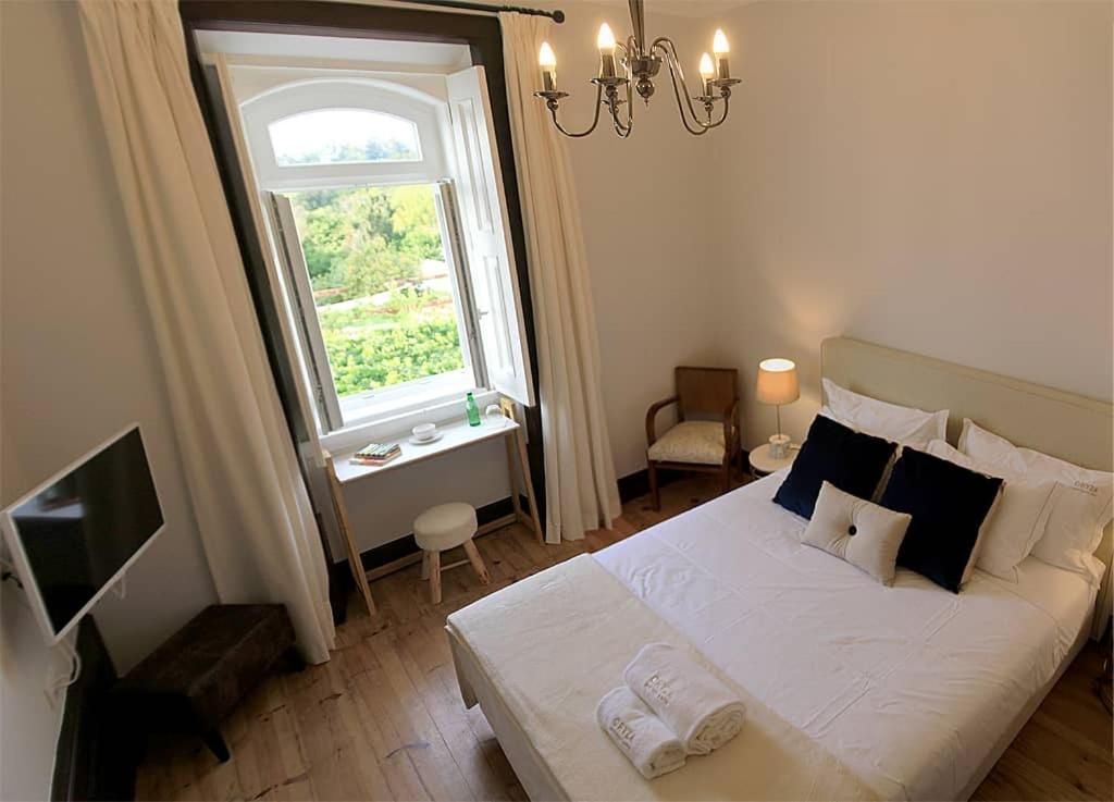 Quarto Duplo com Vista Jardim