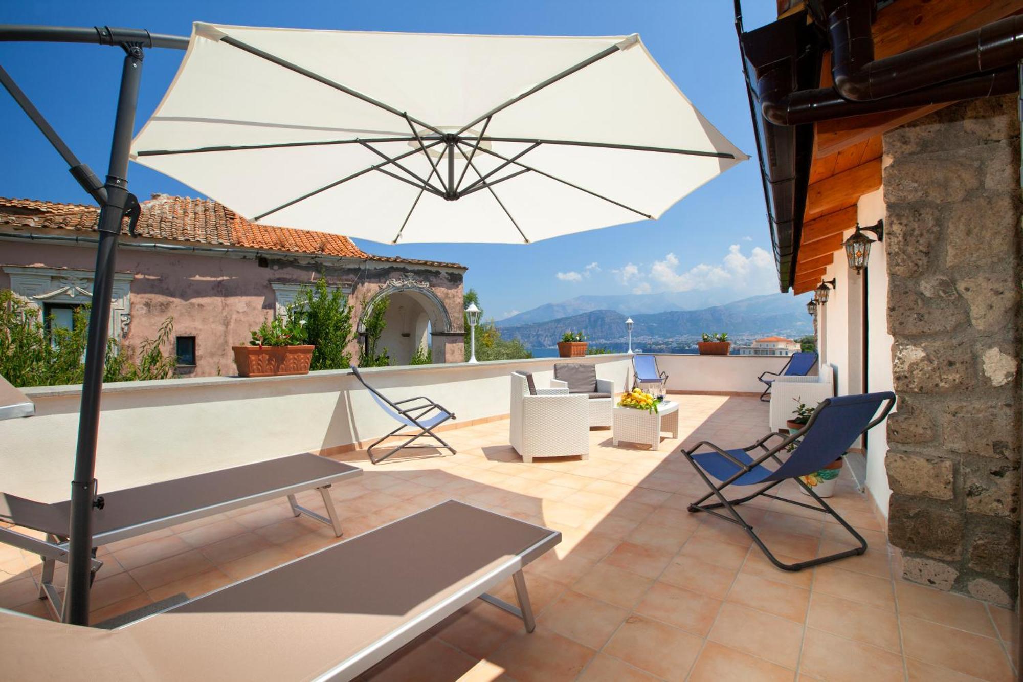 Appartement 3 Chambres avec Terrasse et Vue sur la Mer