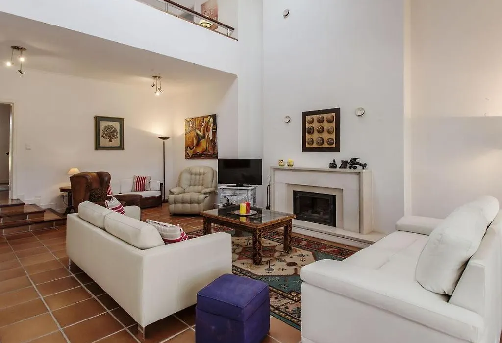 Villa Tojo Prata - Spacious And Pleasant 6 Bedroom Villa For 14 People With Garden And Private Pool-1