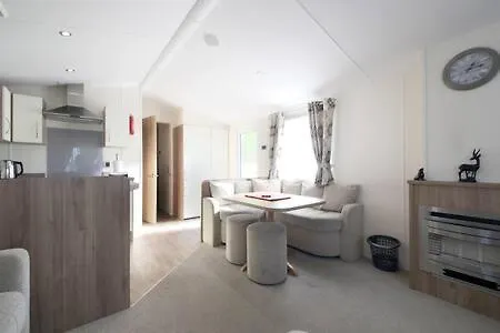 Edinburgh - Seton Sands - Rio Caravan - Pet Friendly-1