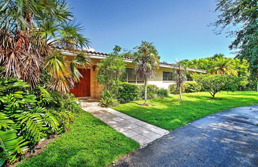 7545 Southwest 124Th Street-1