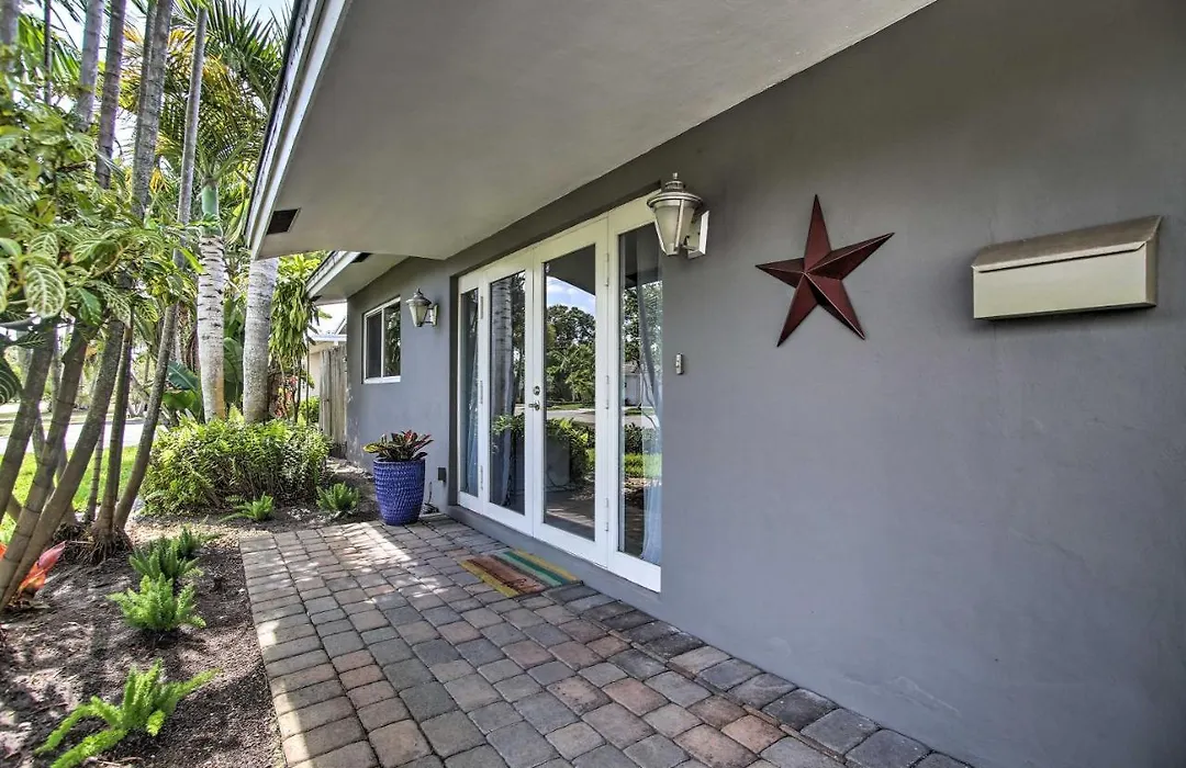 Ground-Level Wilton Manors Home With Outdoor Oasis!-1