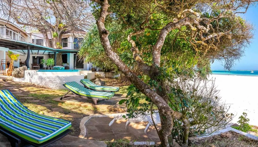 Tequila Sunrise Beach Villa-Diani Beach-1