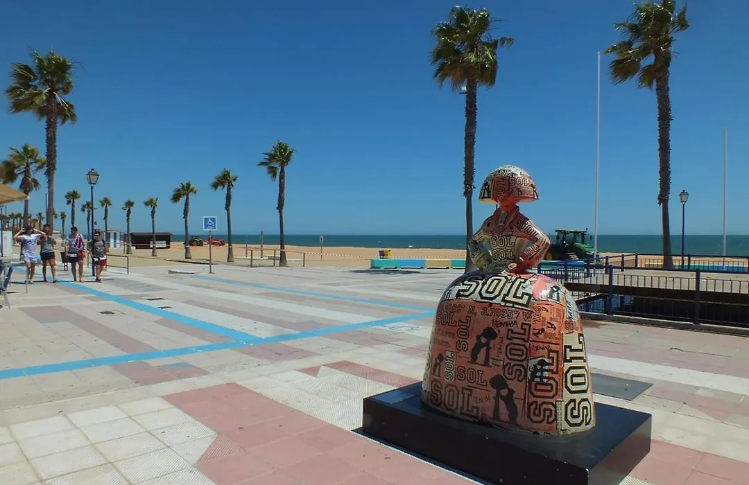 Gran adosado de esquina muy cerca de la playa en la Antilla-1