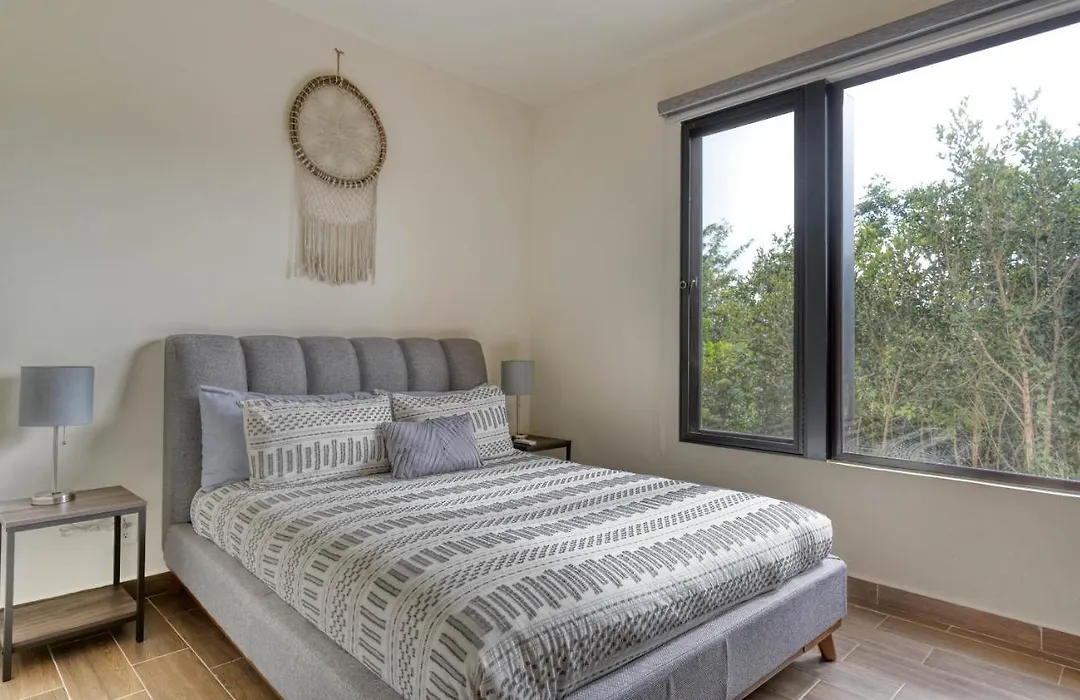 Brand New 3Br 3Ba House With Private Pool By Simply Comfort-1