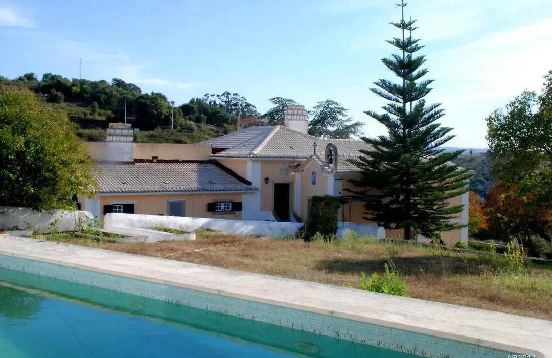 6 Bedrooms House With Shared Pool Enclosed Garden And Wifi At Lisboa-1