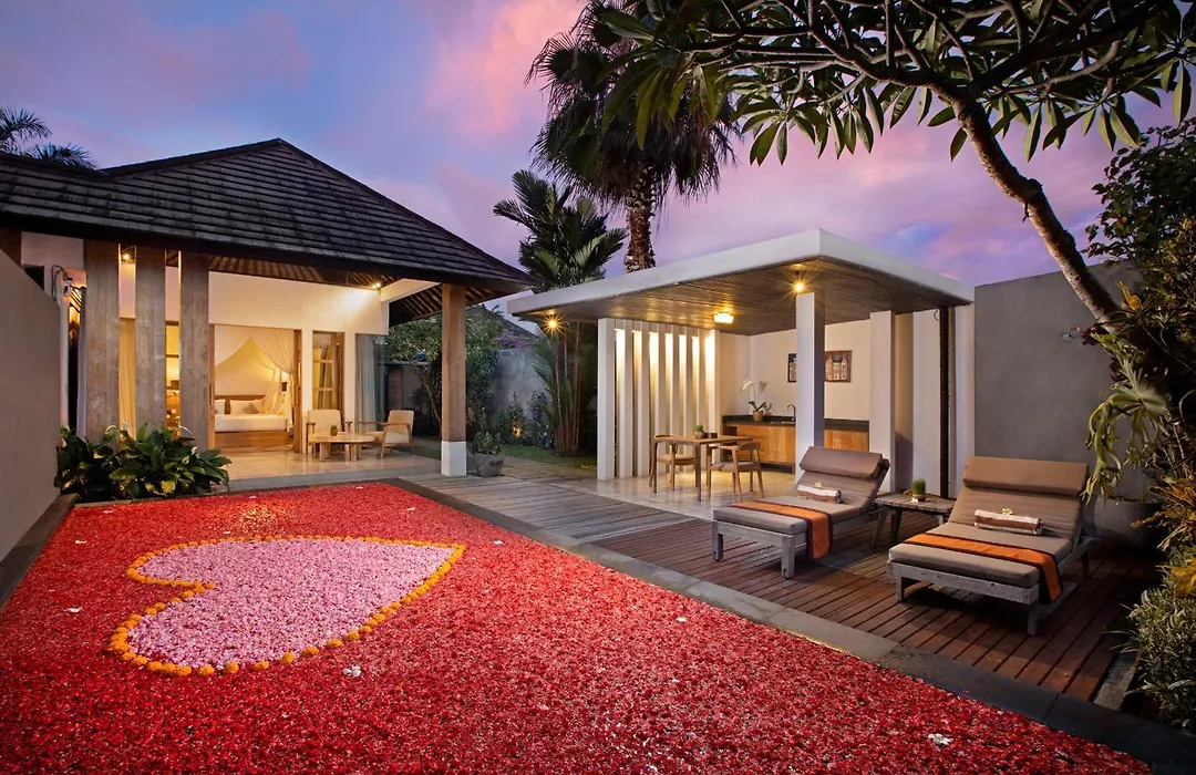 Villa Kayu Lama-1
