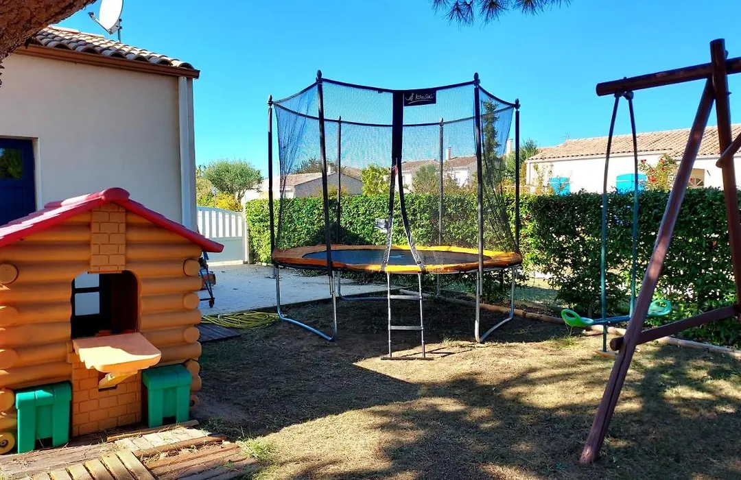 Maison Familiale Avec Piscine Chauffee-1