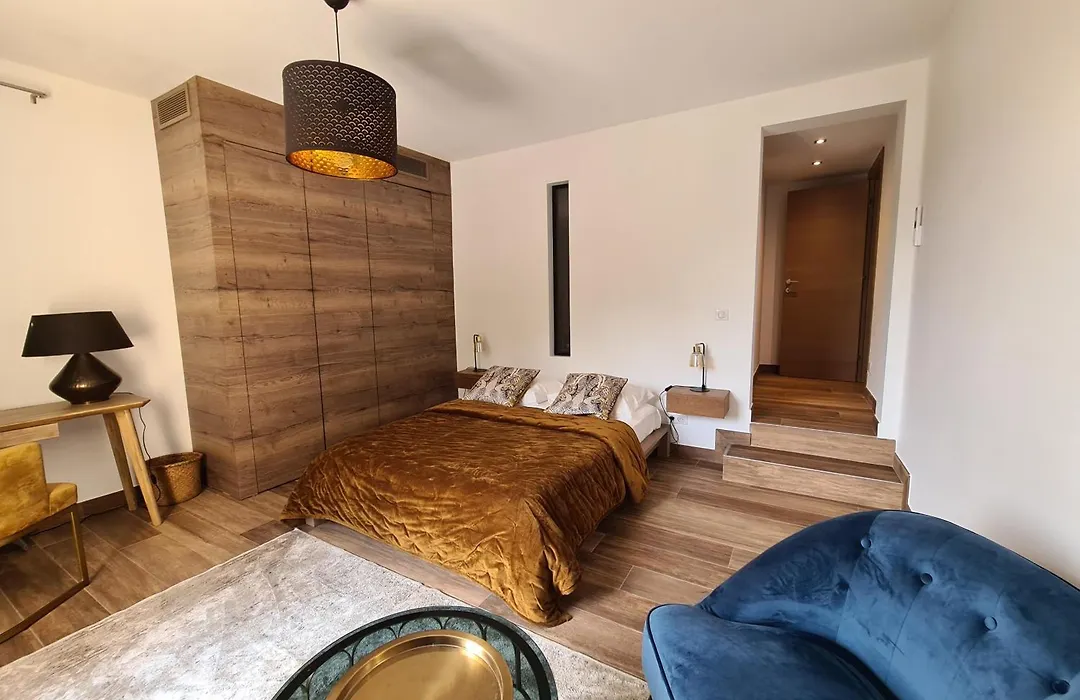 Domaine Villa Elea-1