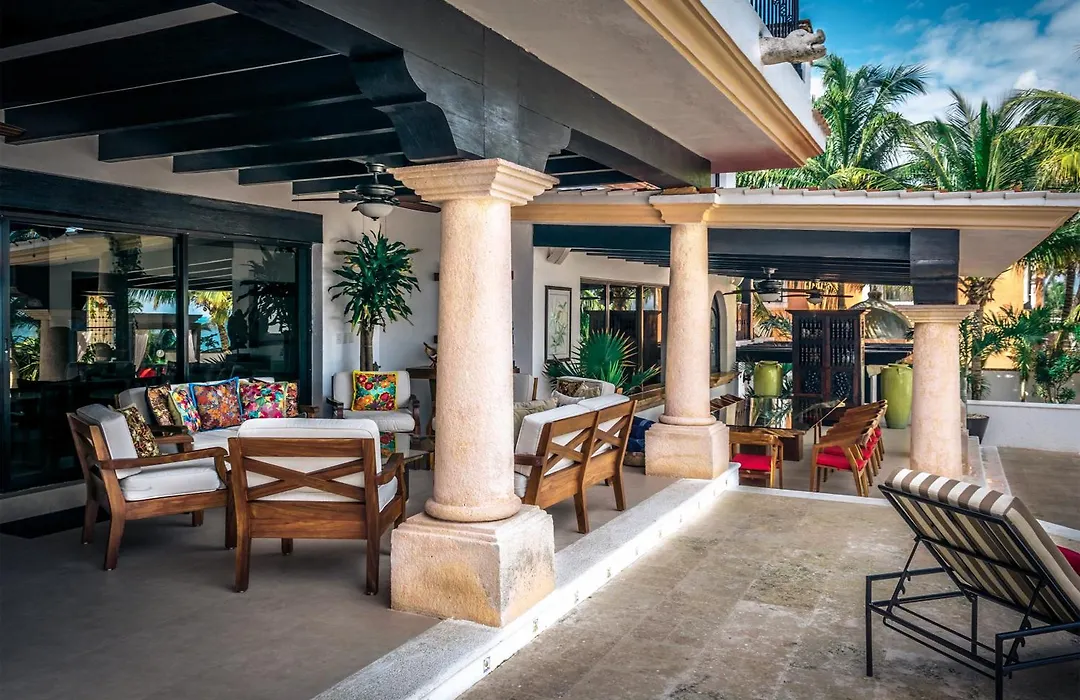Villa Albatros Oceanfront Luxury Hotelzone-1