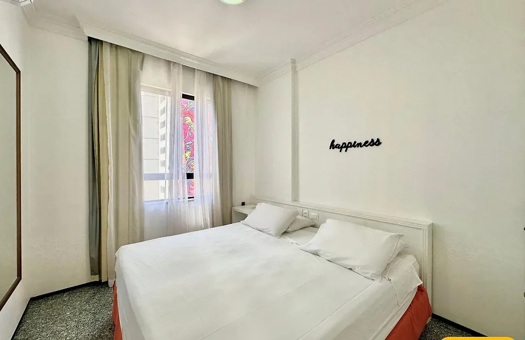 Flat No Saint Martin-1