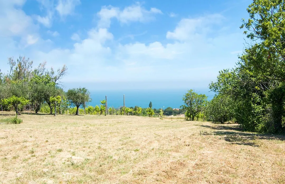 Enchanting Coastal With Views-1