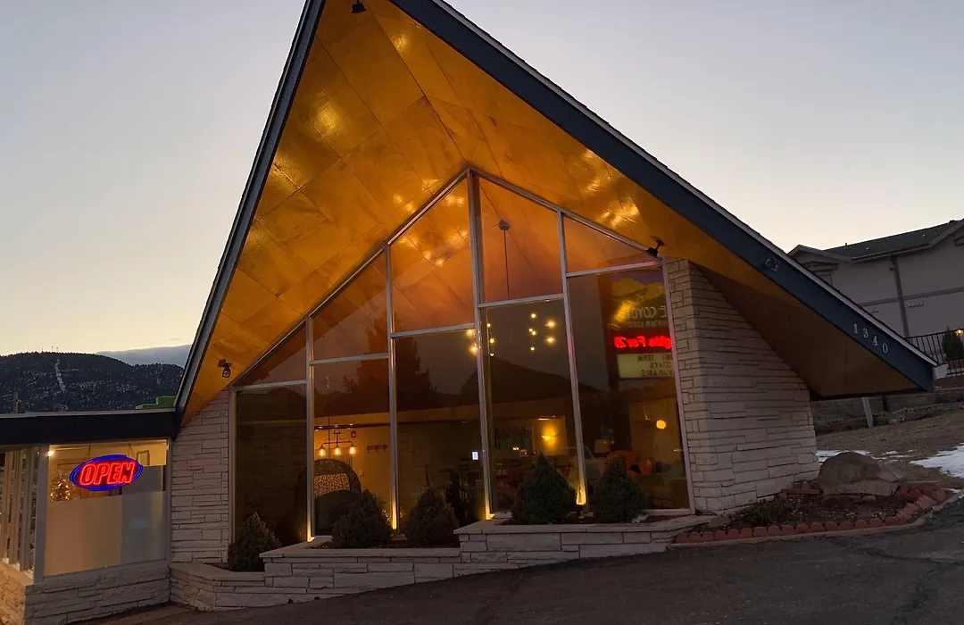 Coyote Mountain Lodge-1