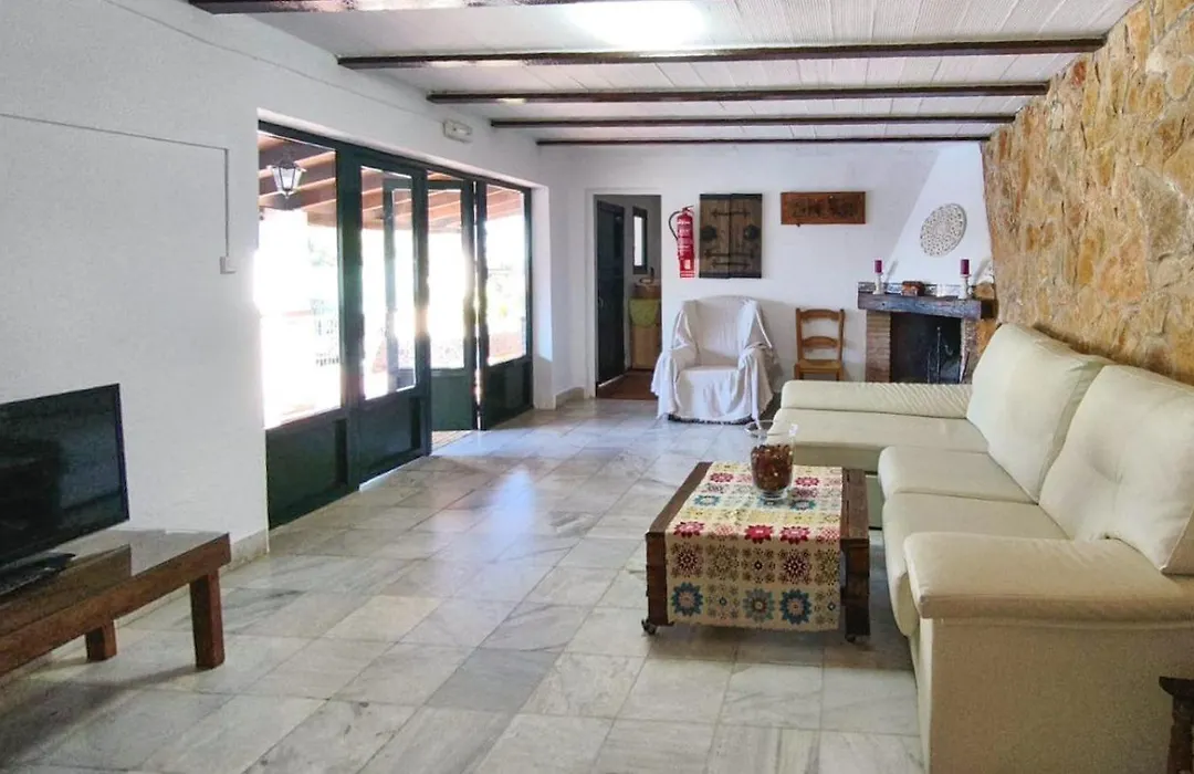 Casa Rural Villa Amigo Aracena by Ruralidays-1