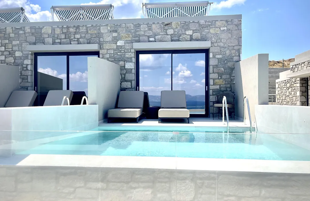 Eleia Seafront Rooms & Villas-1