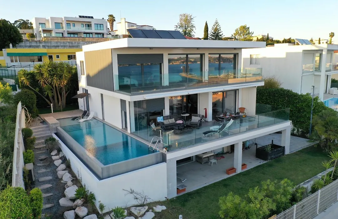 Modern Villa With Sea & River View Pool And Gym.-1