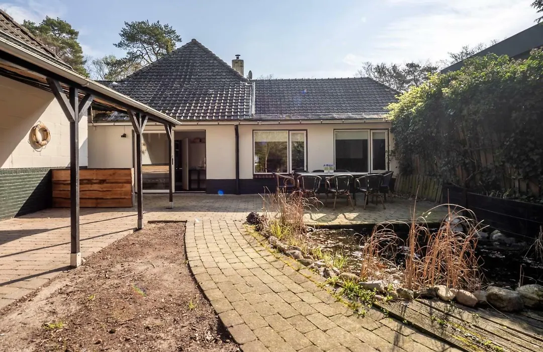 Koetshuis Nunspeet-1