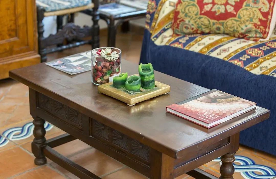 Amore Rentals - Villa Polifemo-1