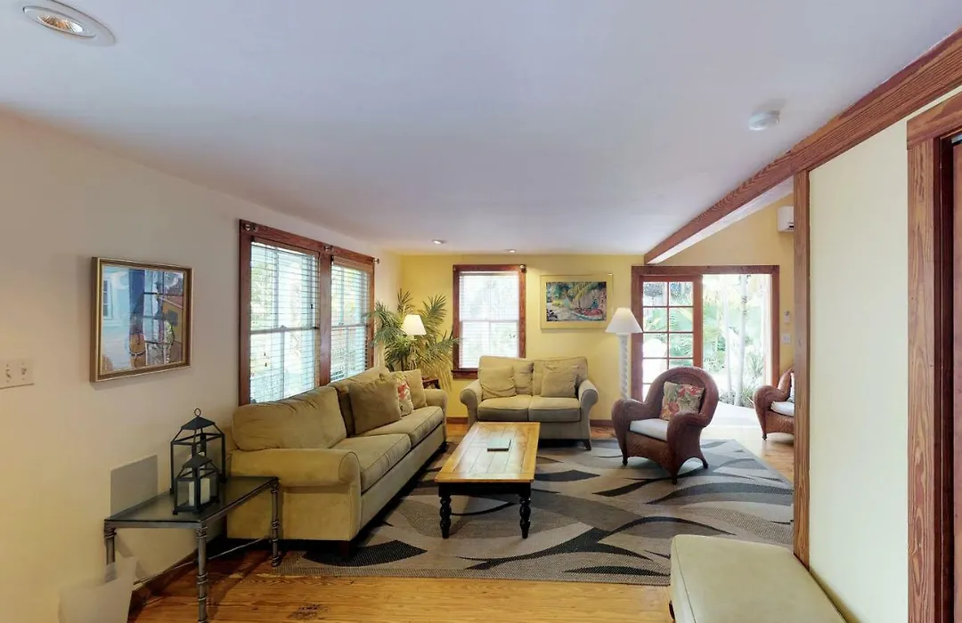 Passover Cottage-1