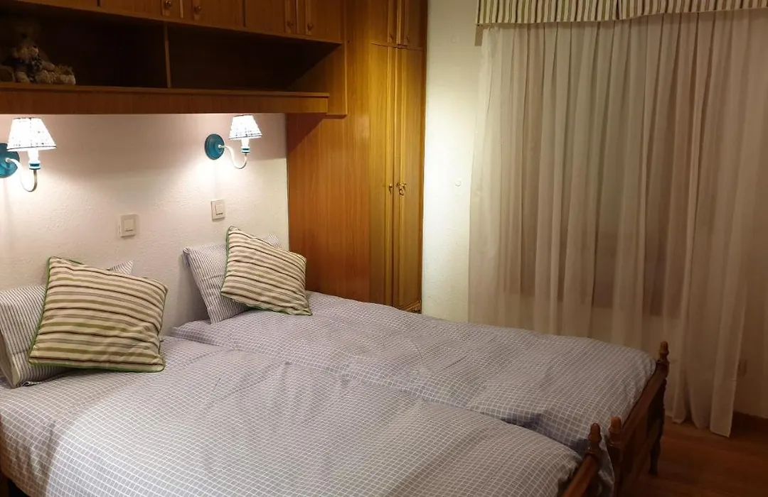 Adosado Con Piscina Y Jardin Privado En Laredo A 100 Mtrs De La Playa-1