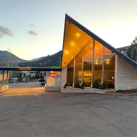 Coyote Mountain Lodge-2